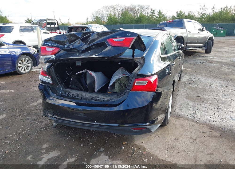 2018 CHEVROLET MALIBU LT VIN: 1G1ZD5ST3JF215203