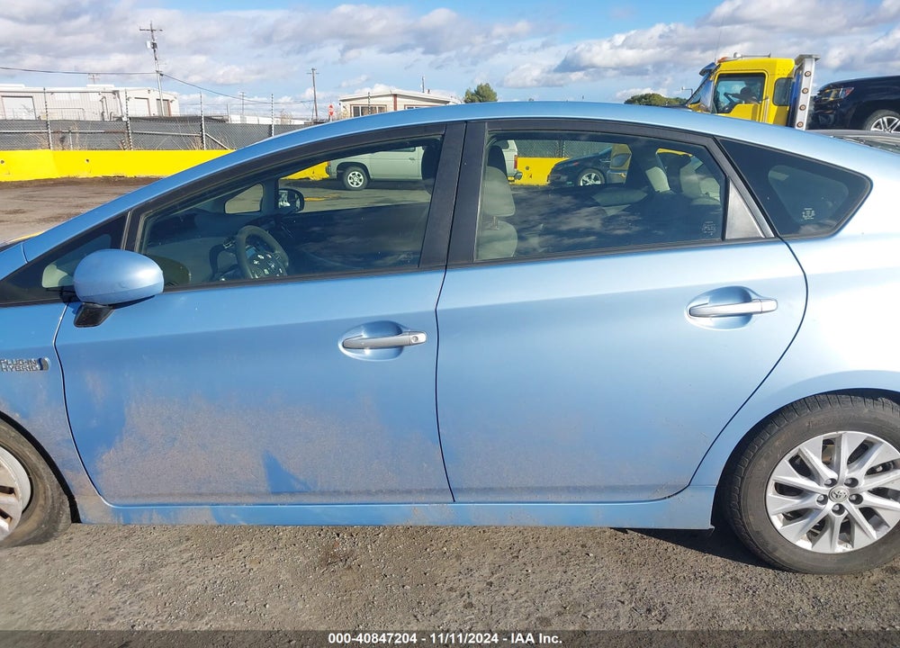 2013 TOYOTA PRIUS PLUG-IN VIN: JTDKN3DP8D3041693