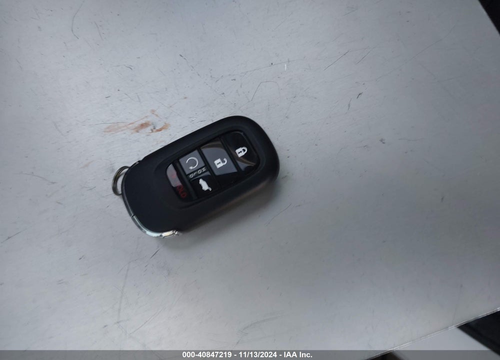 2025 HONDA PILOT BLACK EDITION VIN: 5FNYG1H99SB052805