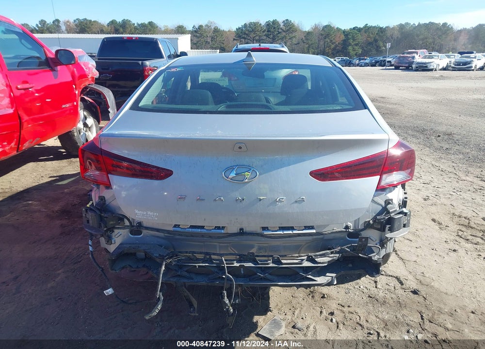 2020 HYUNDAI ELANTRA SEL VIN: KMHD84LF2LU927429
