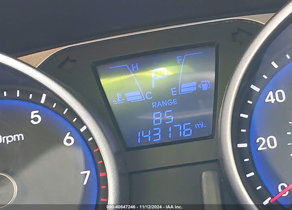 2015 HYUNDAI TUCSON SE VIN: KM8JUCAG7FU088709