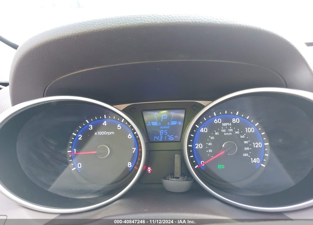 2015 HYUNDAI TUCSON SE VIN: KM8JUCAG7FU088709