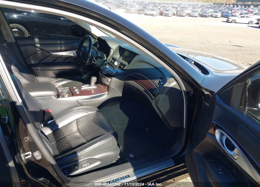 2011 INFINITI M56 VIN: JN1AY1AP6BM520670