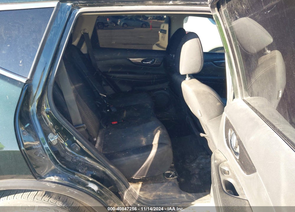 2018 NISSAN ROGUE SV VIN: 5N1AT2MT5JC722474