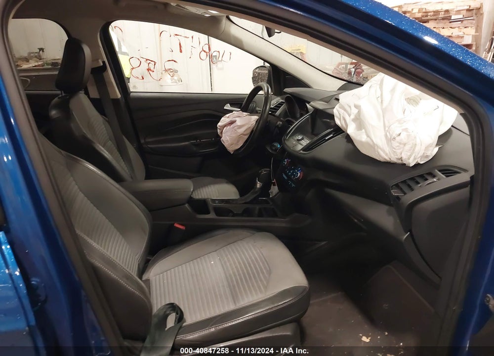2018 FORD ESCAPE VIN: 1FMCU9GD2JUC86681