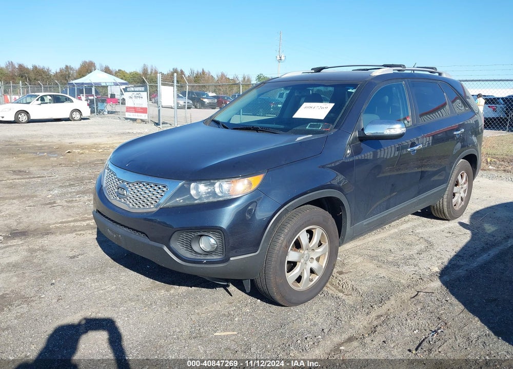 2013 KIA SORENTO LX VIN: 5XYKT3A66DG322971