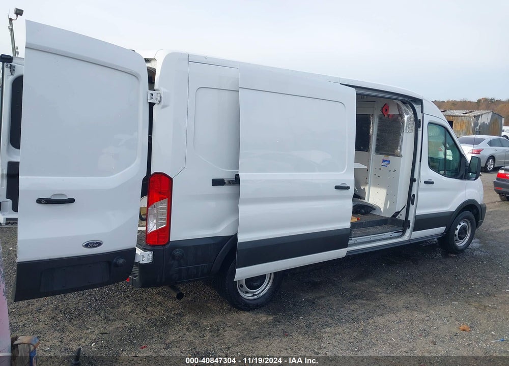 2022 FORD TRANSIT-250 CARGO VAN VIN: 1FTBR1C8XNKA26218