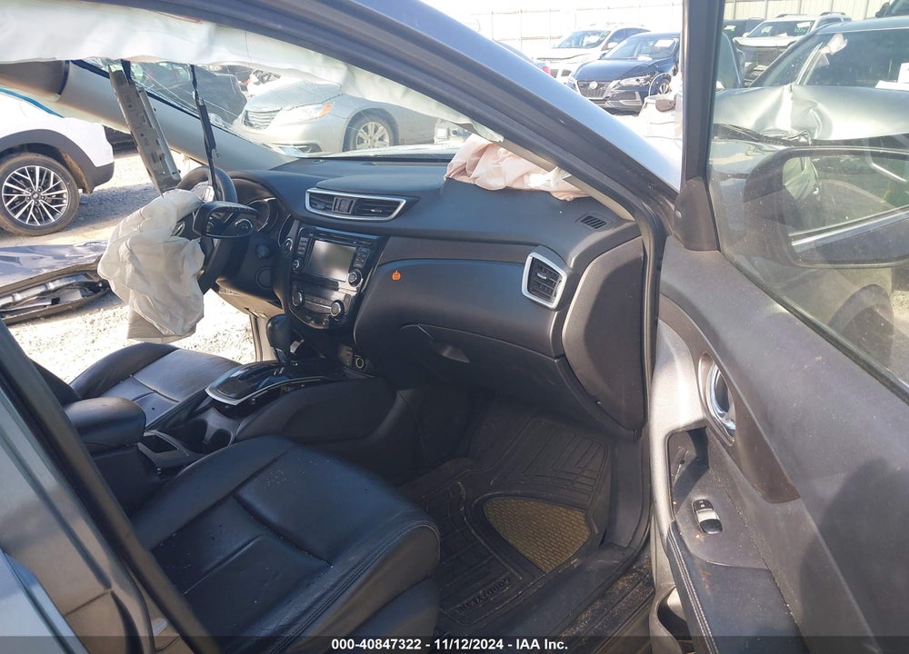 2014 NISSAN ROGUE SV VIN: 5N1AT2MT5EC838991