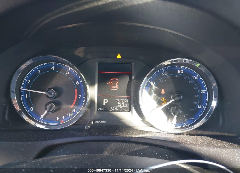 2017 TOYOTA COROLLA LE VIN: 5YFBURHE2HP710827