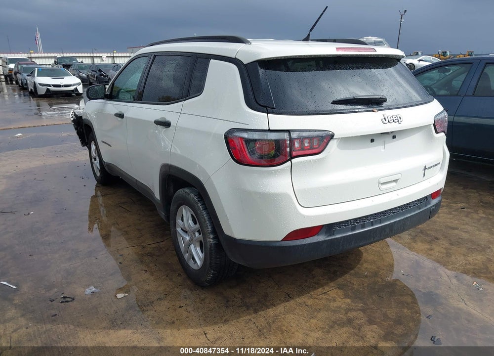 2018 JEEP COMPASS SPORT FWD VIN: 3C4NJCAB8JT438936
