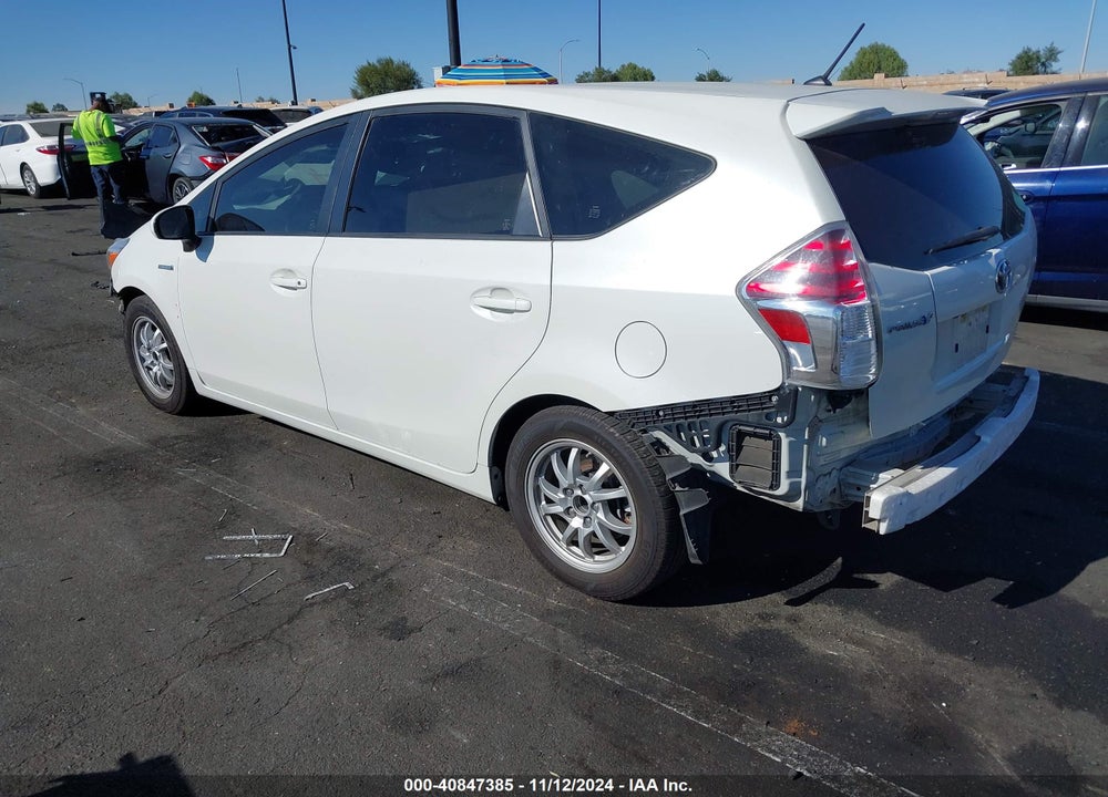 2017 TOYOTA PRIUS V TWO VIN: JTDZN3EU5HJ062991