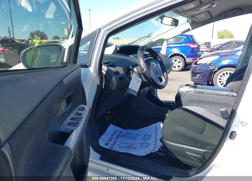 2017 TOYOTA PRIUS V TWO VIN: JTDZN3EU5HJ062991