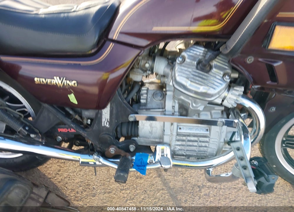 1982 HONDA GL500 I VIN: JH2PC0211CM111236