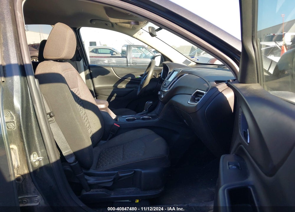 2019 CHEVROLET EQUINOX LT VIN: 2GNAXKEVXK6288787