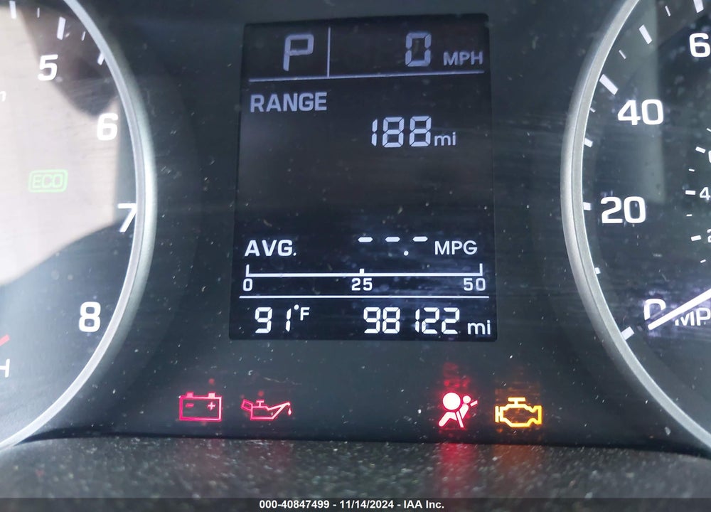 2018 HYUNDAI ELANTRA SE VIN: 5NPD74LF0JH277806