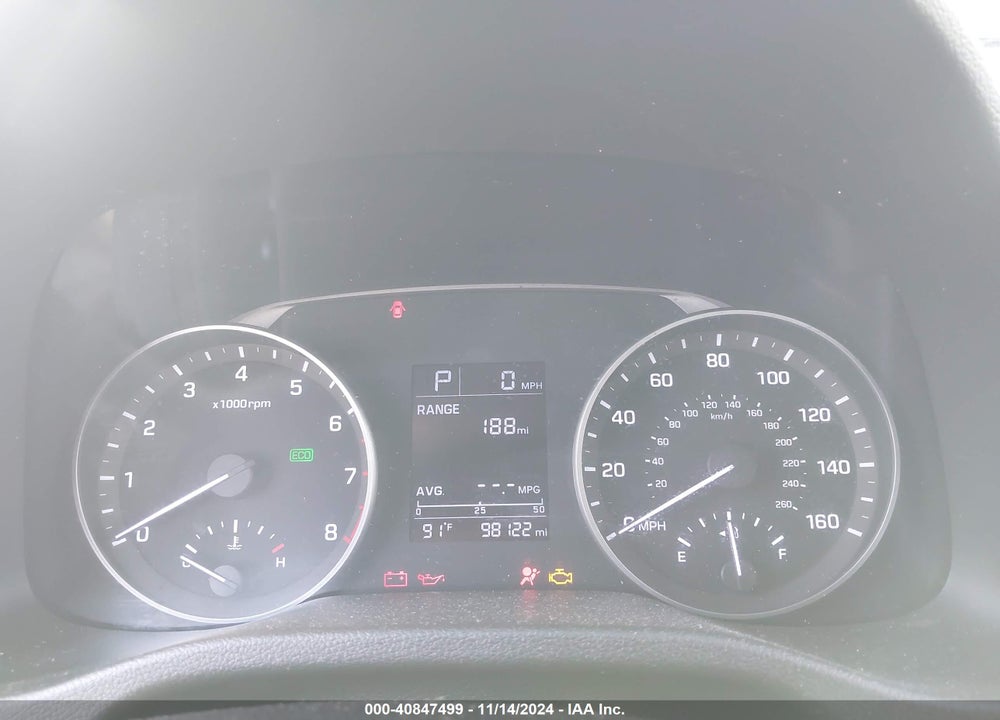 2018 HYUNDAI ELANTRA SE VIN: 5NPD74LF0JH277806
