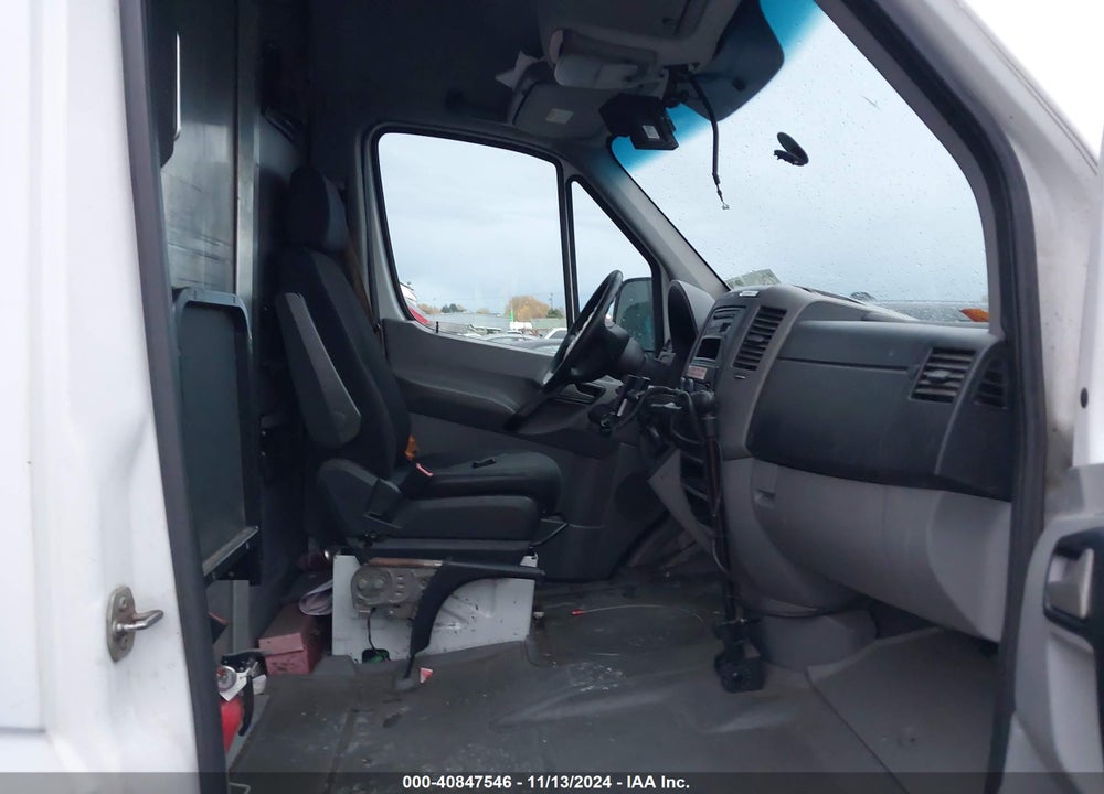 2011 MERCEDES-BENZ SPRINTER 2500 HIGH ROOF VIN: WD3PE8CB4B5568778