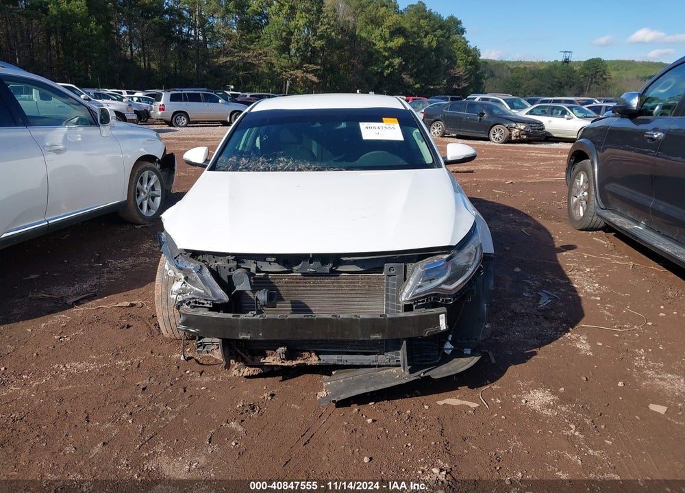 2019 KIA OPTIMA VIN: 5XXGT4L35KG364385