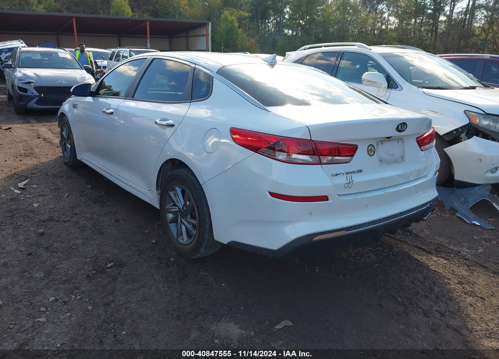 2019 KIA OPTIMA VIN: 5XXGT4L35KG364385