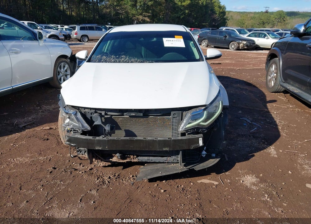 2019 KIA OPTIMA VIN: 5XXGT4L35KG364385