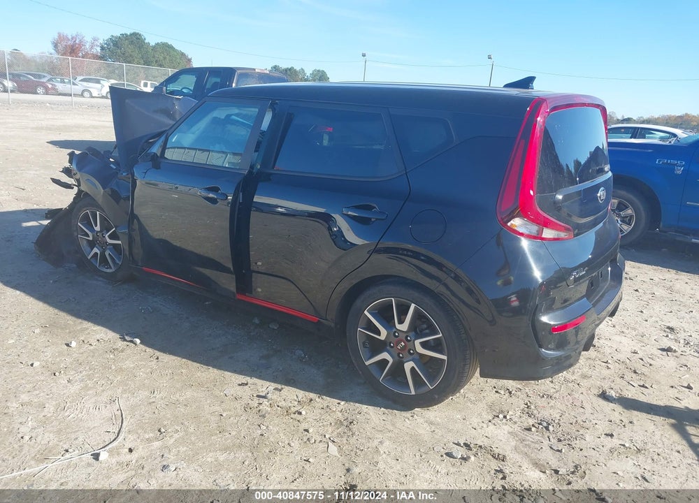 2021 KIA SOUL GT LINE VIN: KNDJ63AU2M7777170