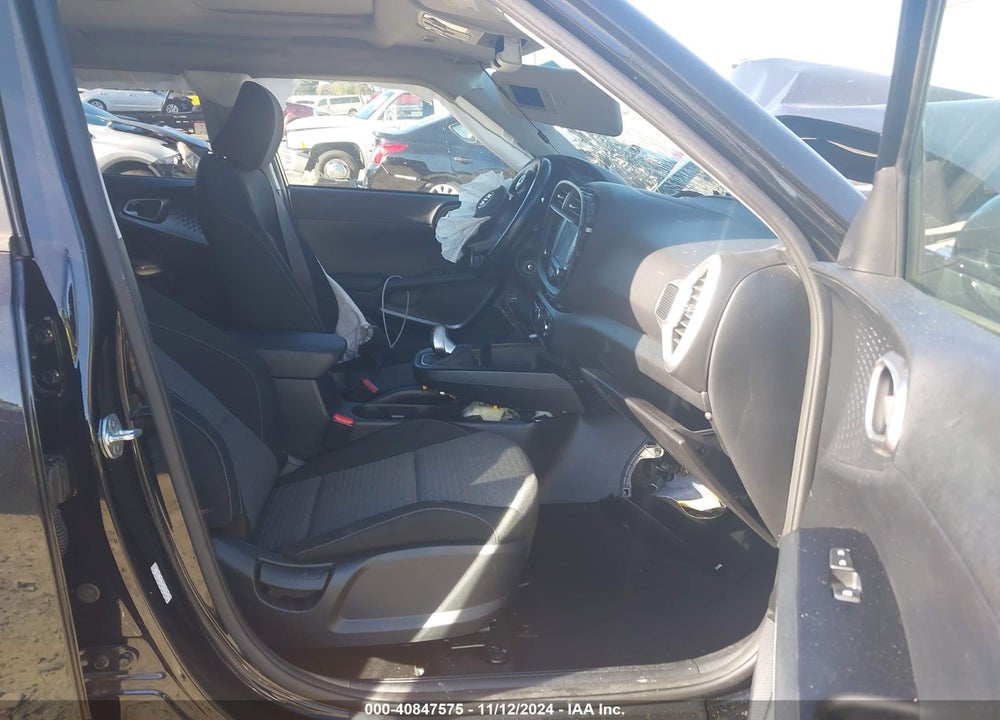 2021 KIA SOUL GT LINE VIN: KNDJ63AU2M7777170
