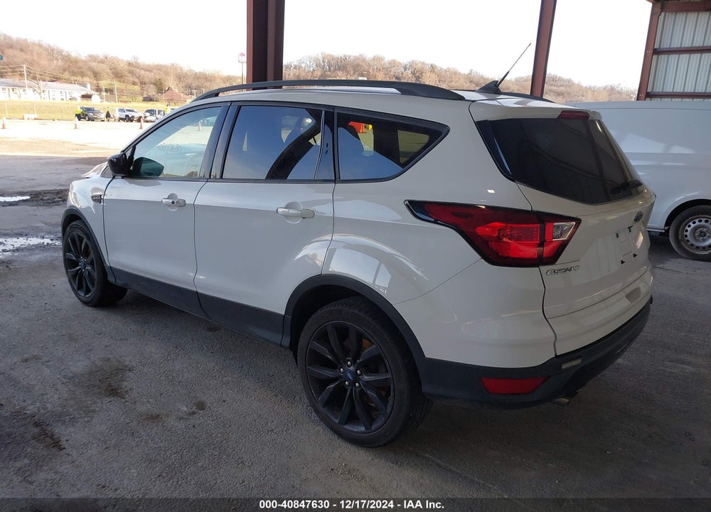 2019 FORD ESCAPE SE VIN: 1FMCU9GD5KUB50952