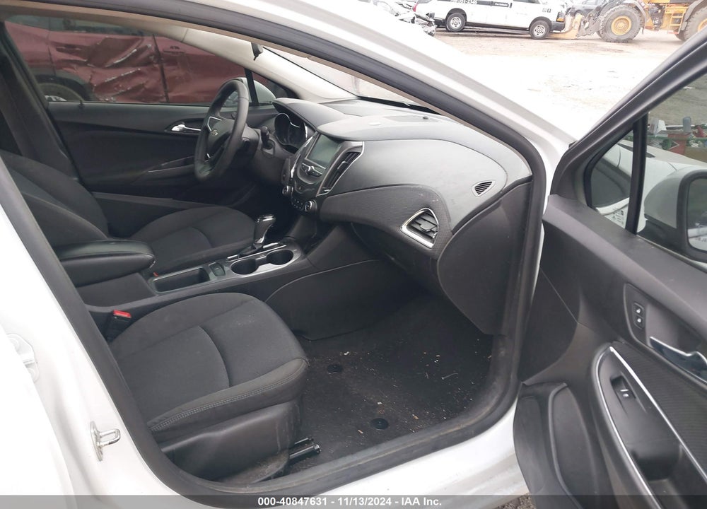 2016 CHEVROLET CRUZE LT AUTO VIN: 1G1BE5SM1G7267648