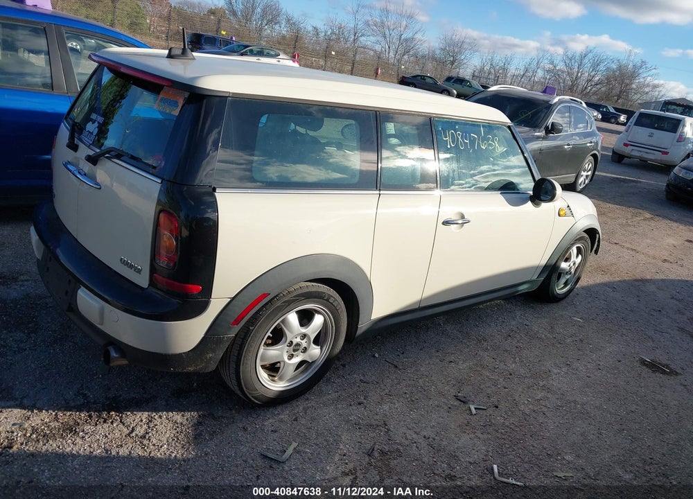 2009 MINI COOPER CLUBMAN VIN: WMWML33519TX35791
