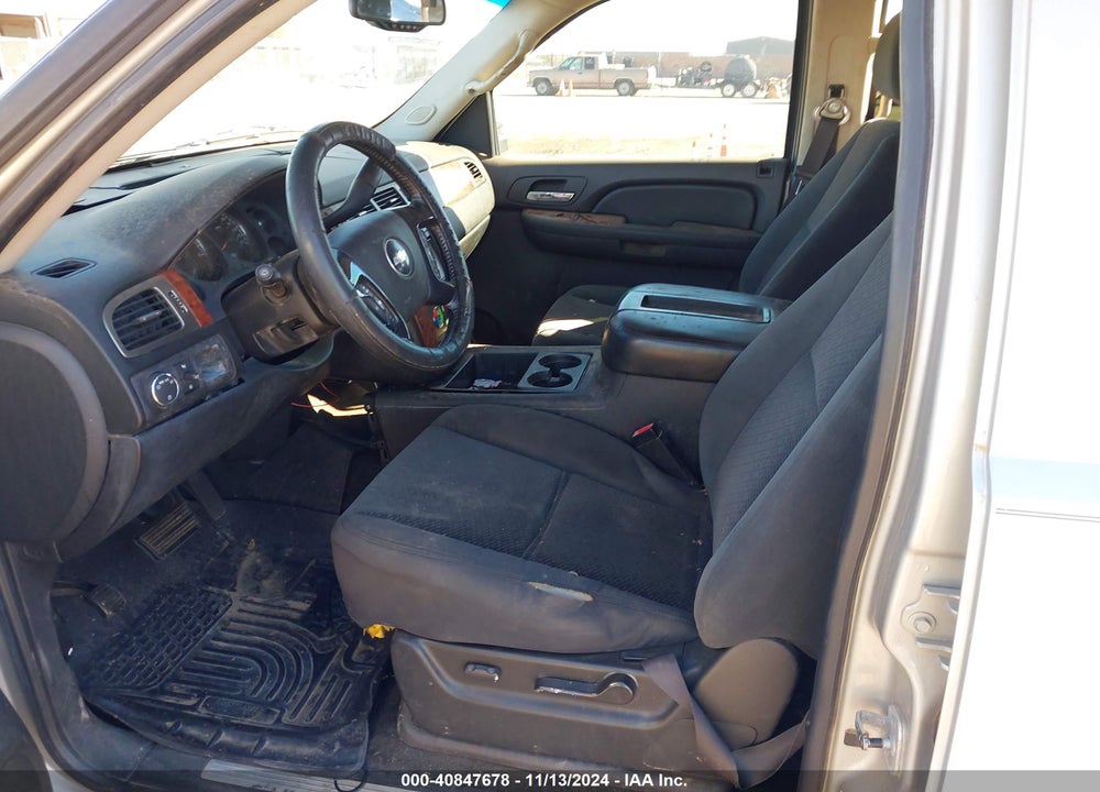 2007 CHEVROLET TAHOE LT VIN: 1GNFC13J87R281070