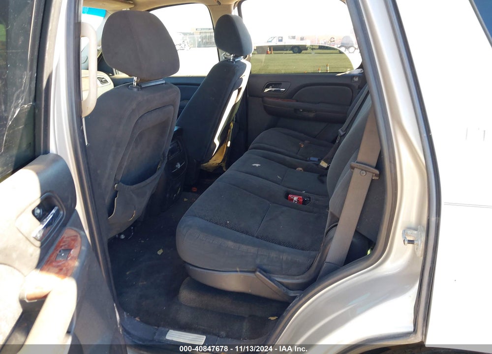 2007 CHEVROLET TAHOE LT VIN: 1GNFC13J87R281070