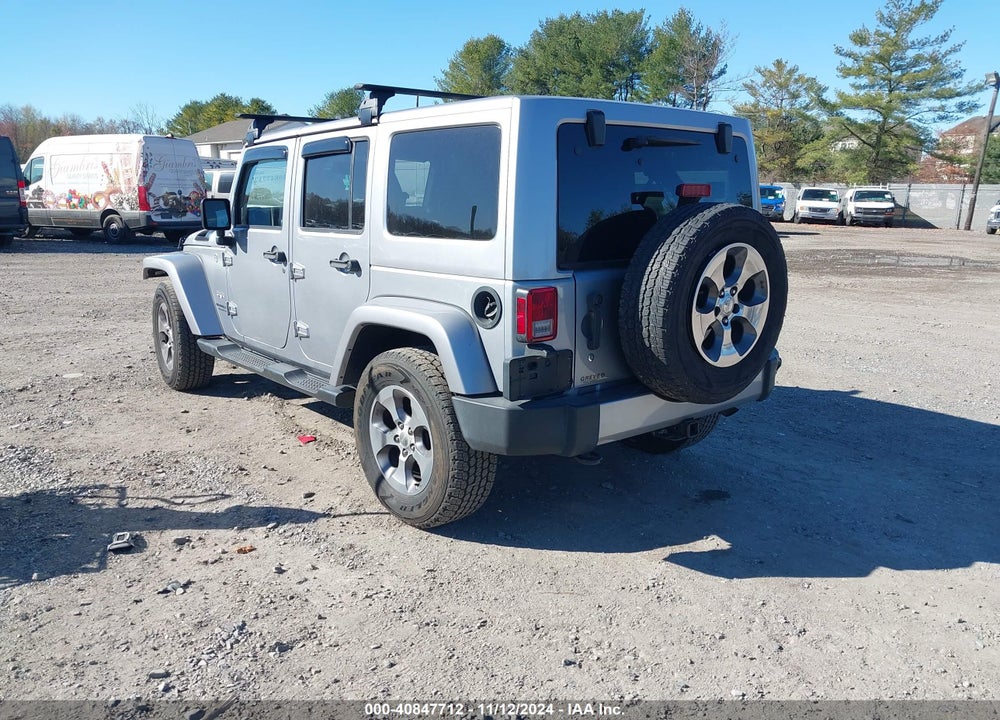 2016 JEEP WRANGLER UNLIMITED SAHARA VIN: 1C4BJWEGXGL152407