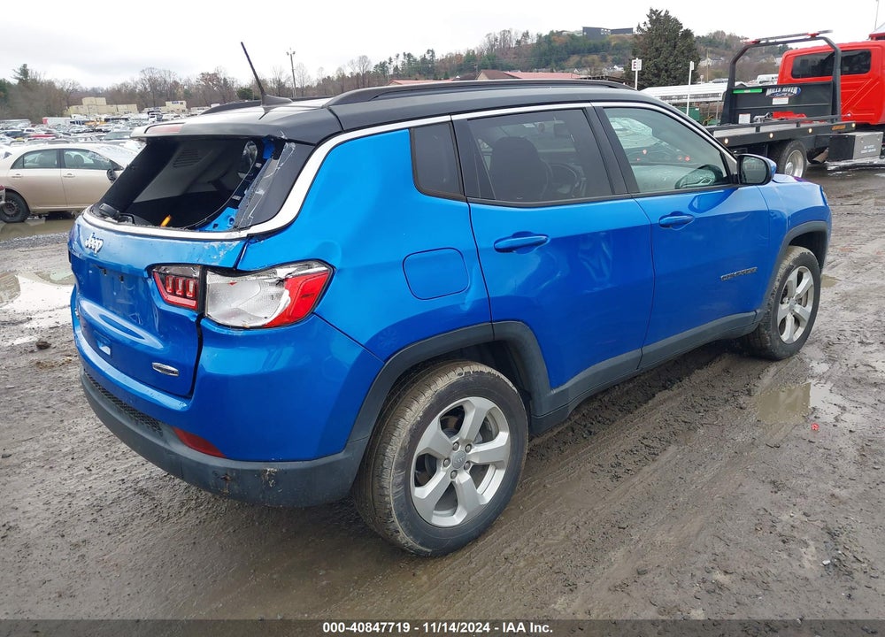 2018 JEEP COMPASS LATITUDE 4X4 VIN: 3C4NJDBB0JT168122