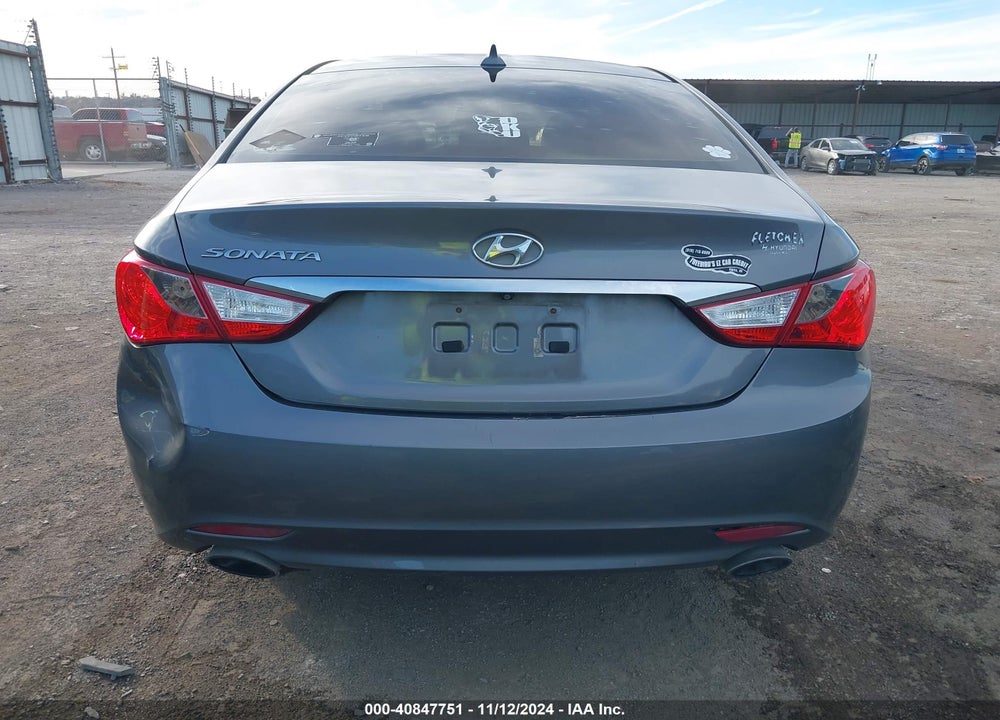 2012 HYUNDAI SONATA VIN: 5NPEC4AC7CH476637