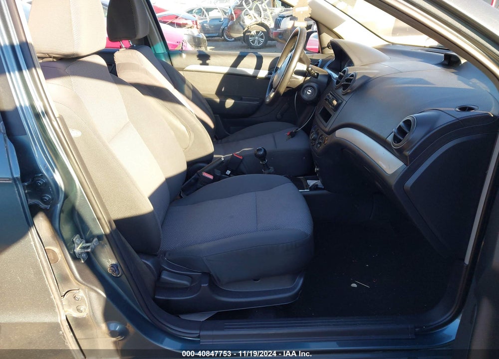 2010 CHEVROLET AVEO LS VIN: KL1TD5DE5AB102007