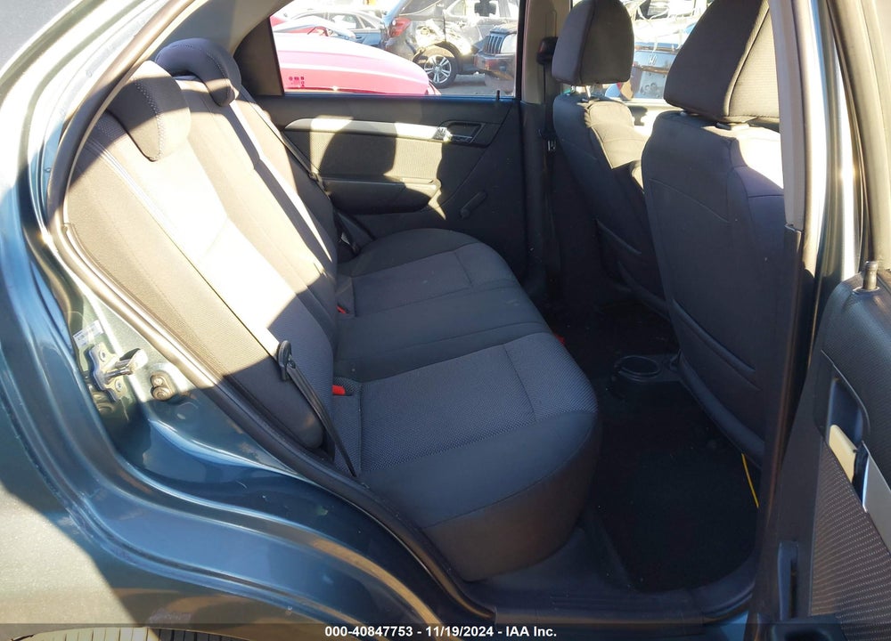 2010 CHEVROLET AVEO LS VIN: KL1TD5DE5AB102007