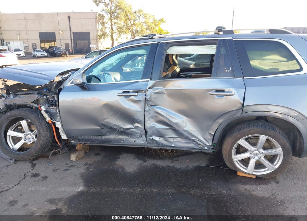 2019 VOLVO XC90 HYBRID T8 MOMENTUM VIN: YV4BR0CK8K1430784