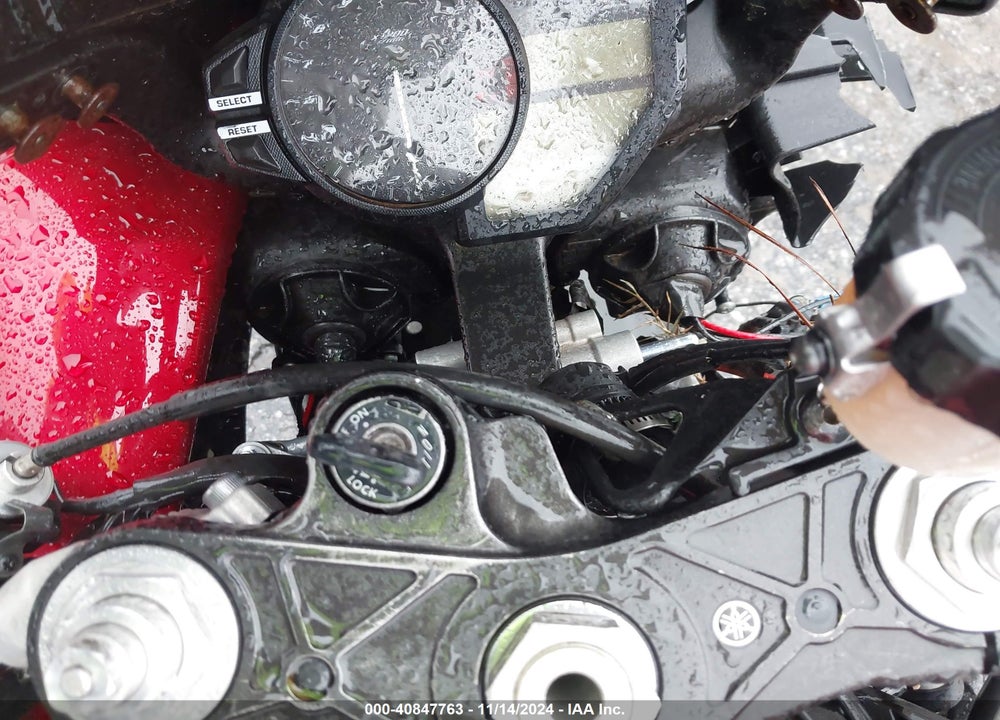 2009 YAMAHA YZFR1 VIN: JYARN23E39A002114