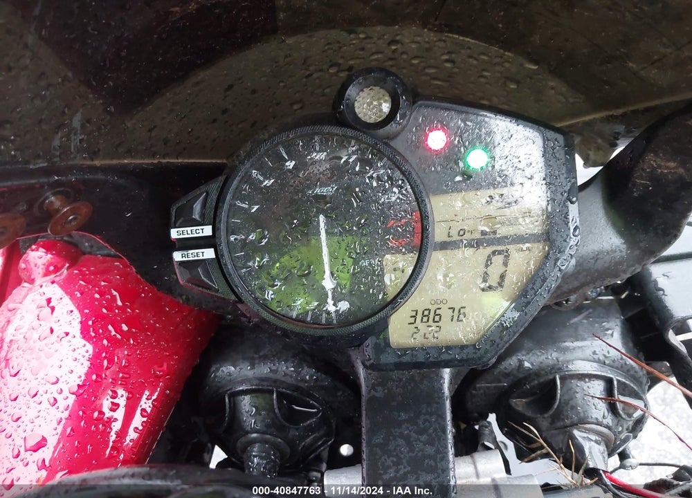 2009 YAMAHA YZFR1 VIN: JYARN23E39A002114