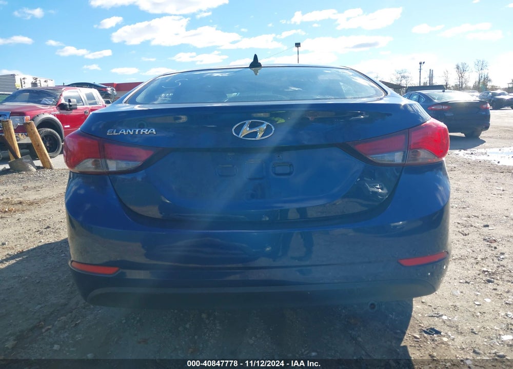 2016 HYUNDAI ELANTRA SE VIN: 5NPDH4AE0GH682158