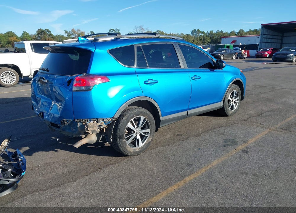 2017 TOYOTA RAV4 XLE VIN: 2T3RFREV3HW616250