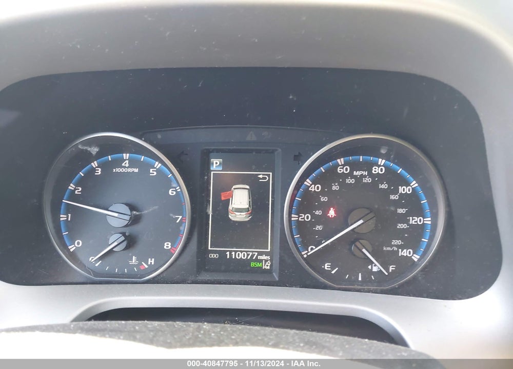 2017 TOYOTA RAV4 XLE VIN: 2T3RFREV3HW616250