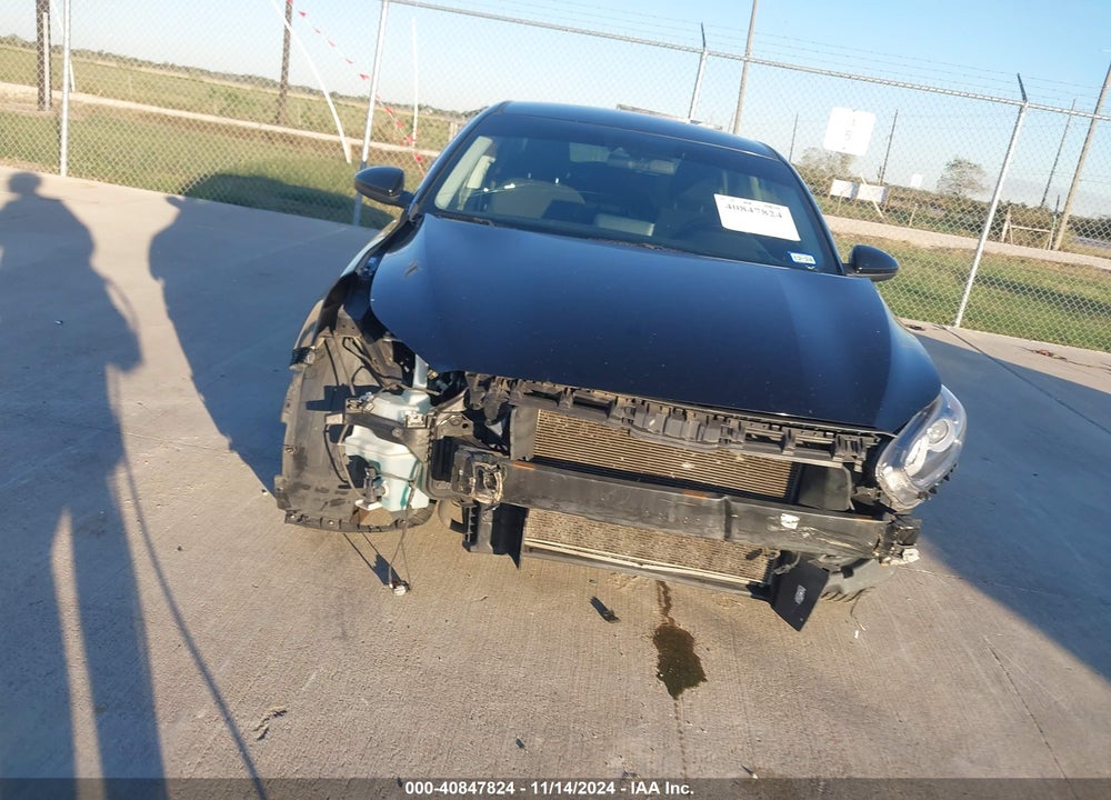 2019 KIA FORTE LXS VIN: 3KPF24AD0KE138421