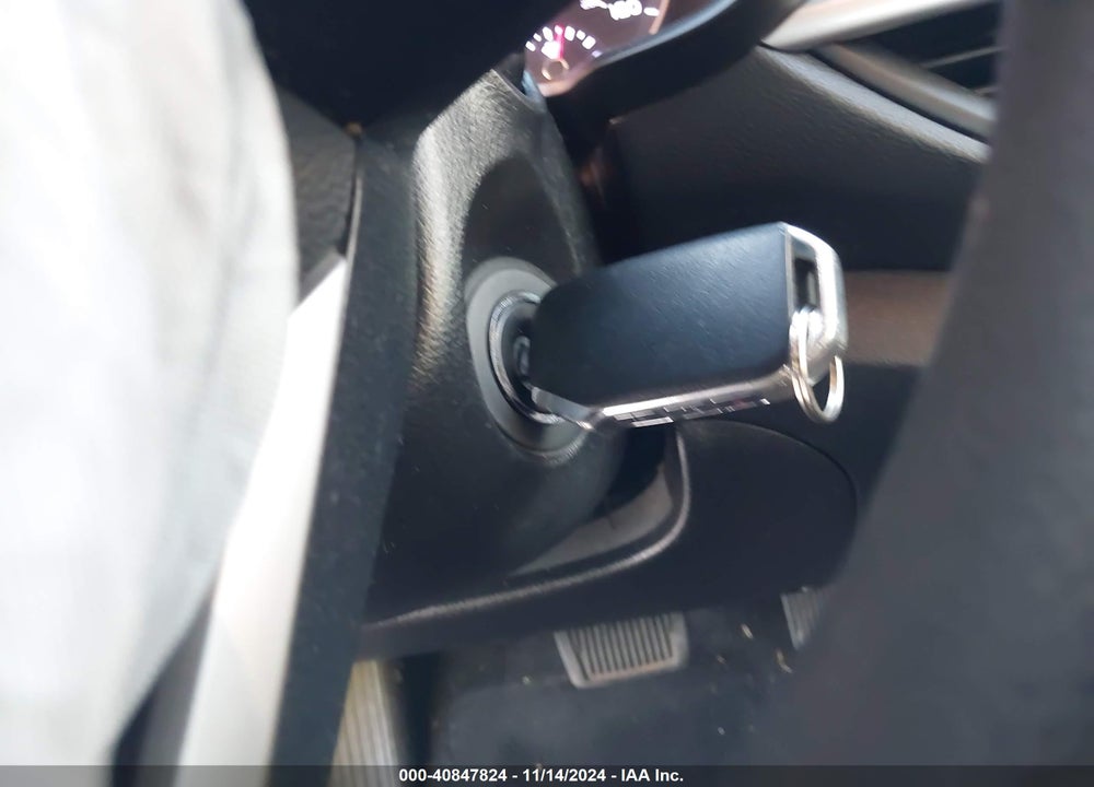 2019 KIA FORTE LXS VIN: 3KPF24AD0KE138421