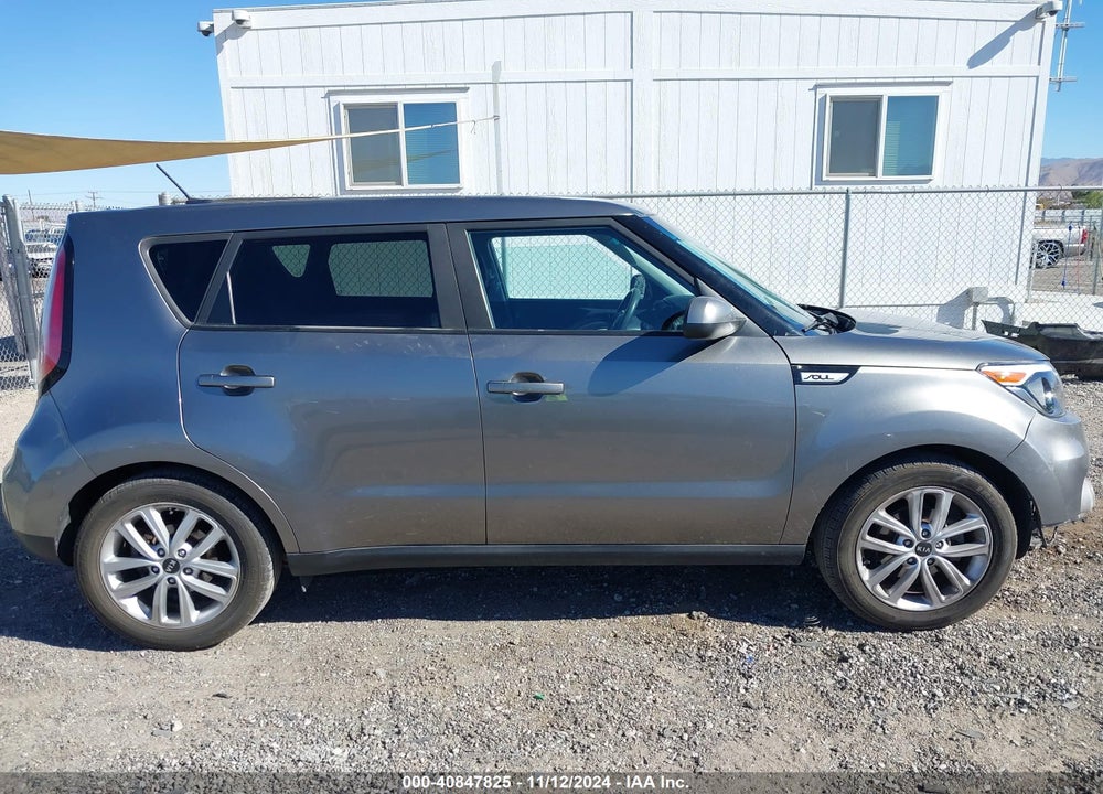 2018 KIA SOUL VIN: KNDJP3A53J7530211