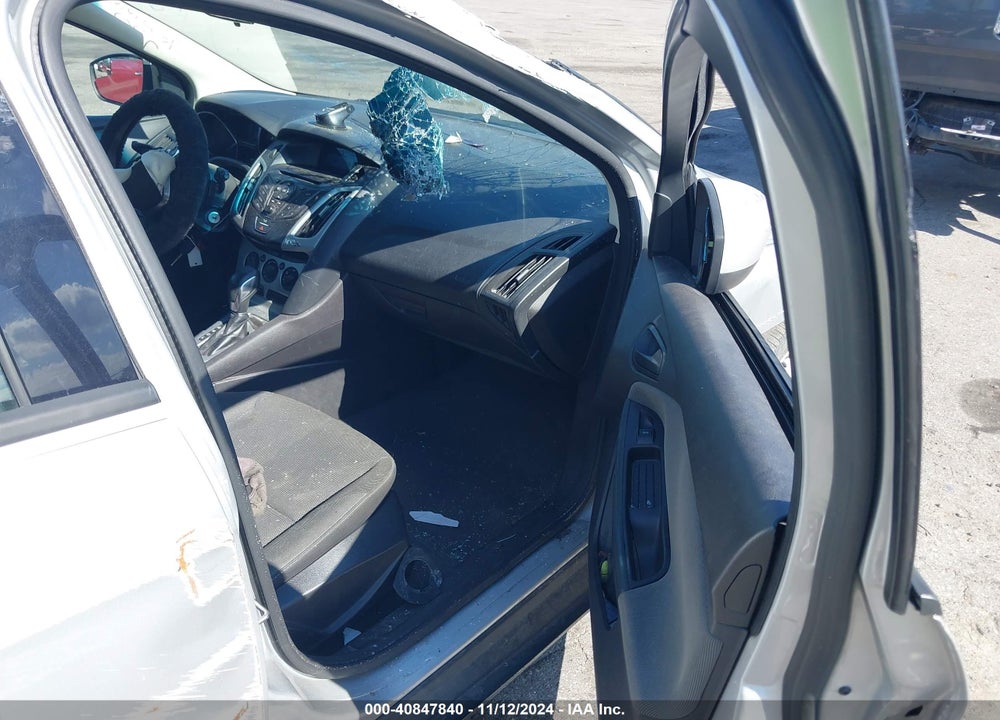 2012 FORD FOCUS VIN: 1FAHP3K22CL112211