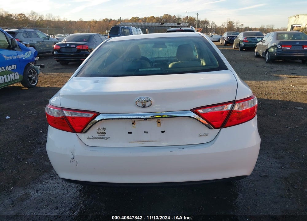 2016 TOYOTA CAMRY LE VIN: 4T1BF1FK9GU573094