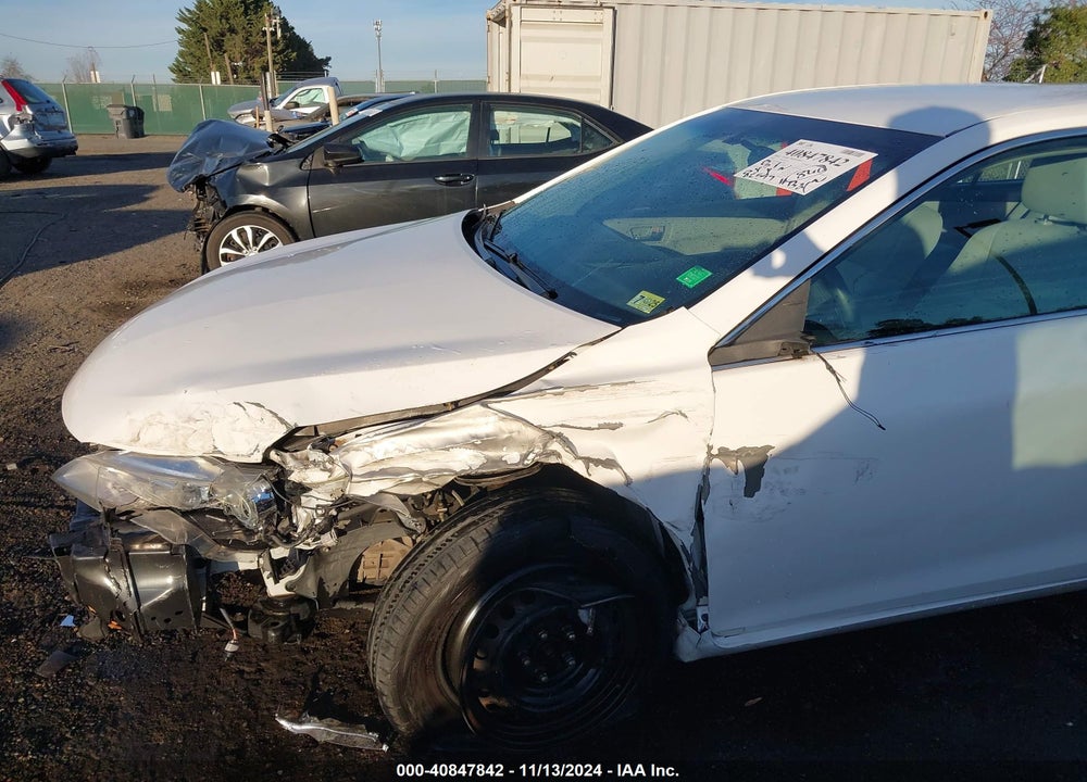 2016 TOYOTA CAMRY LE VIN: 4T1BF1FK9GU573094