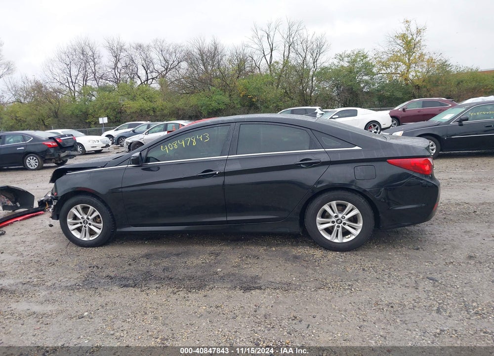 2014 HYUNDAI SONATA GLS VIN: 5NPEB4AC2EH884081