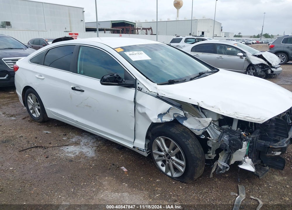 2017 HYUNDAI SONATA VIN: 5NPE24AFXHH514673
